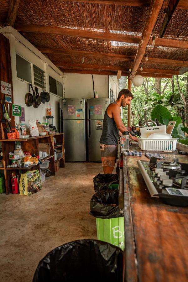 Akih Pods Hostel Playa Santa Teresa  외부 사진