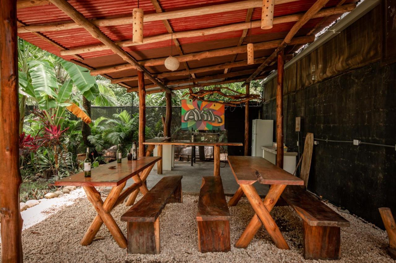 Akih Pods Hostel Playa Santa Teresa  외부 사진