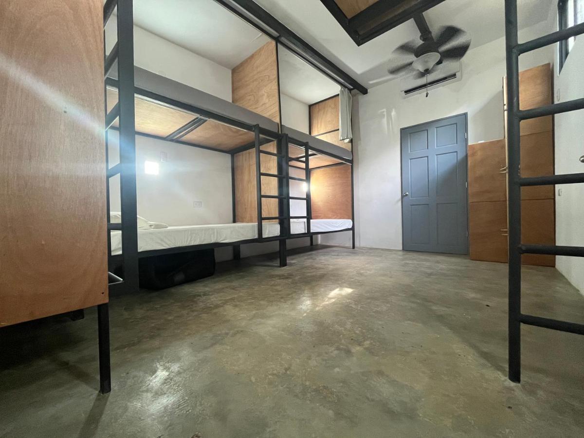Akih Pods Hostel Playa Santa Teresa  외부 사진