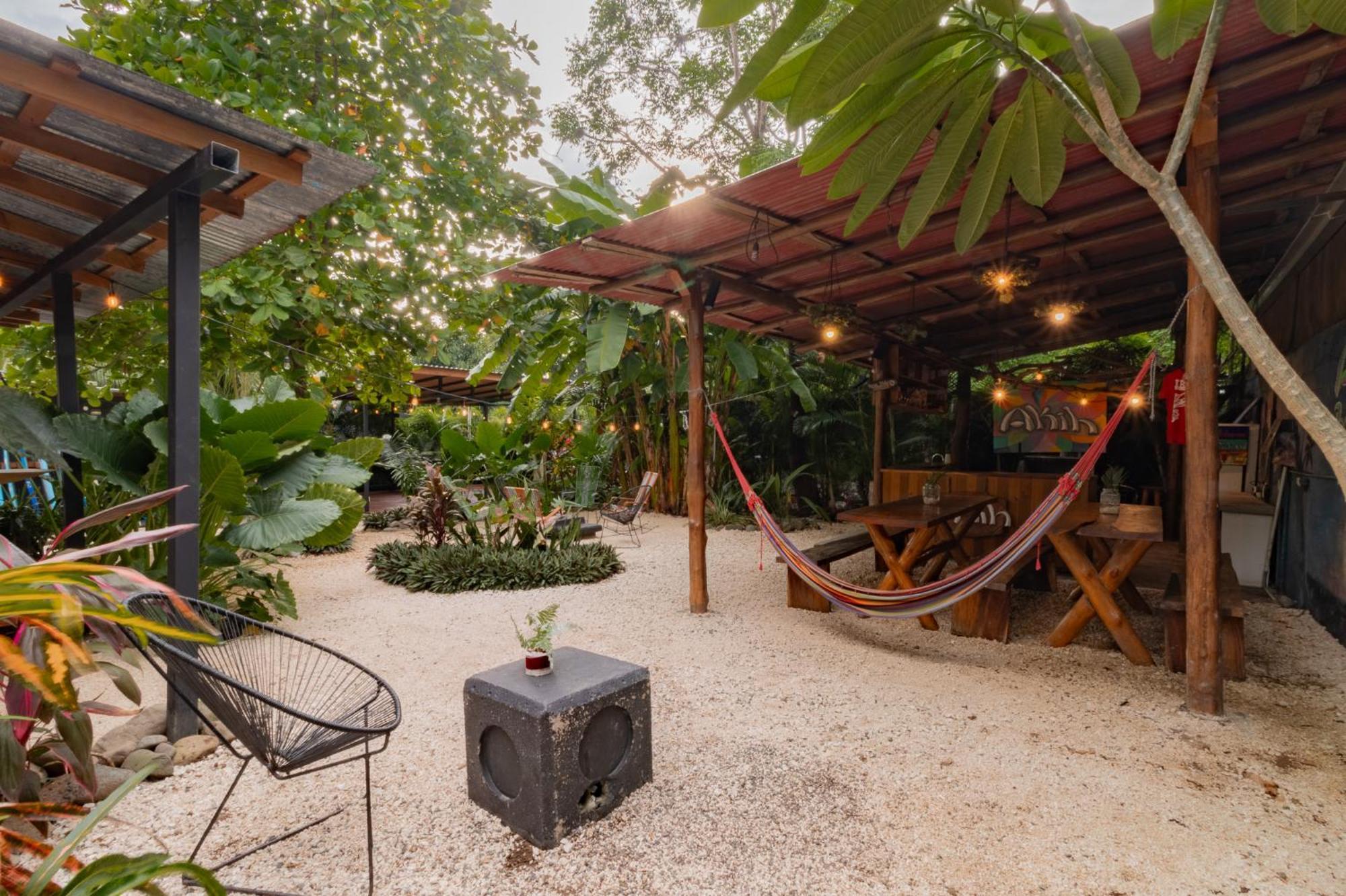 Akih Pods Hostel Playa Santa Teresa  외부 사진