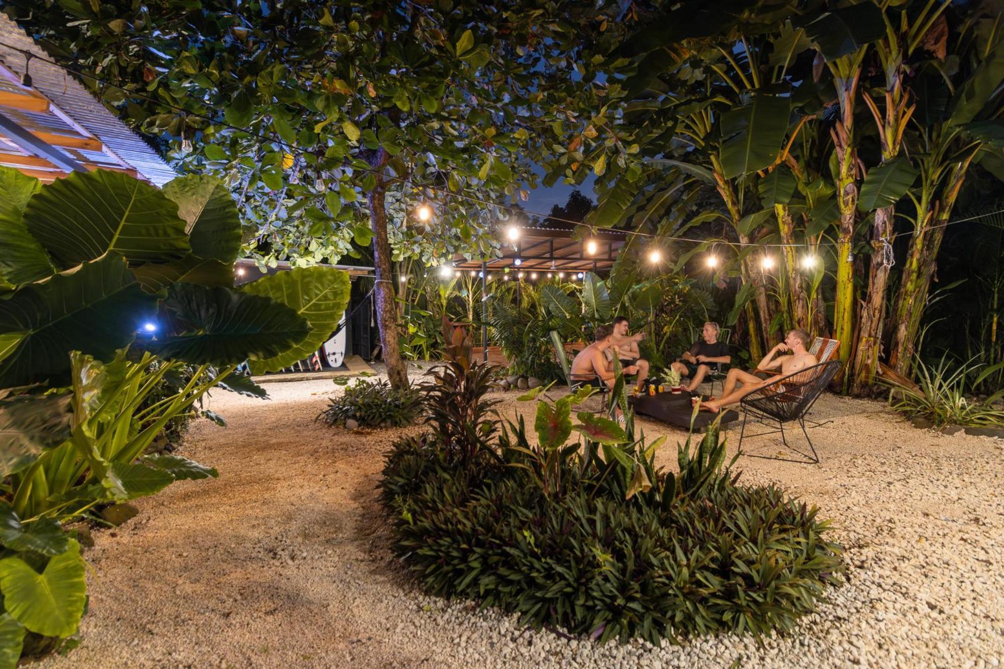 Akih Pods Hostel Playa Santa Teresa  외부 사진