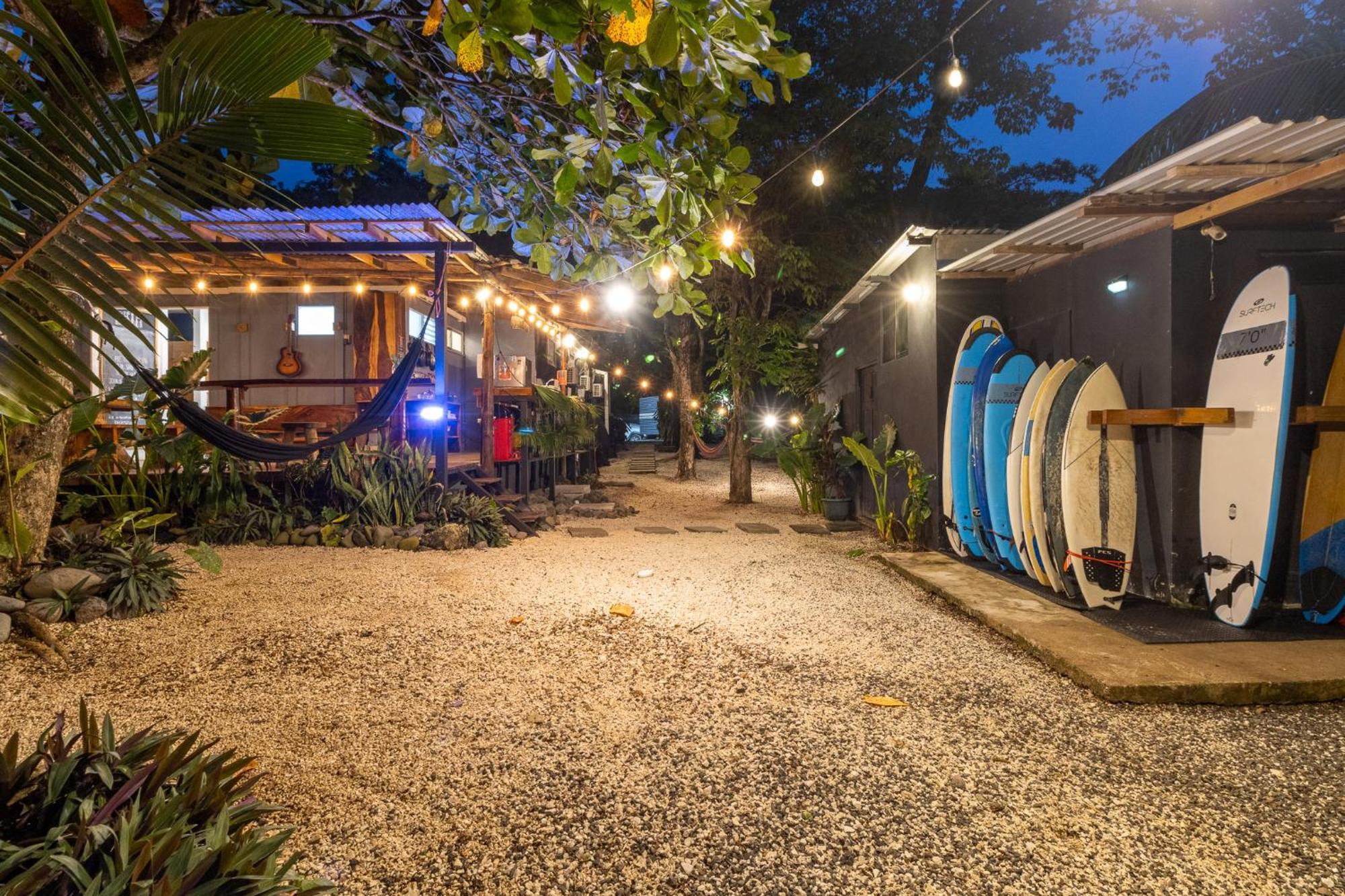 Akih Pods Hostel Playa Santa Teresa  외부 사진